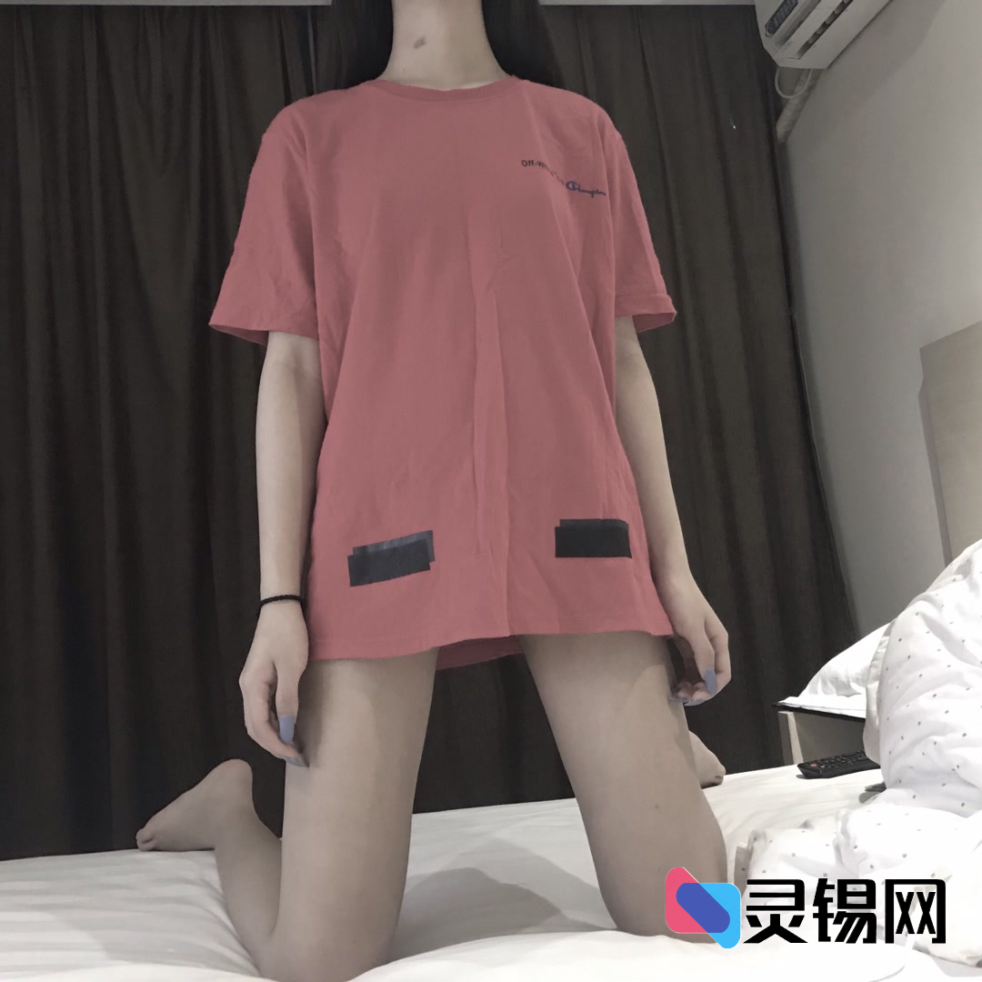 一键随机获取黑丝美少女：414张图+完整API源码放送-灵锡网